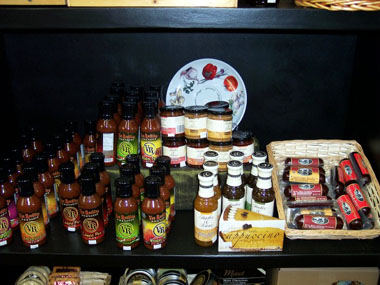 Olivia J's Pantry & Old Oak Candles