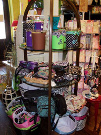 Olivia J's Pantry & Old Oak Candles