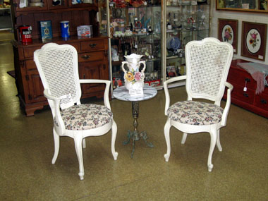 Visit Burnet Antique Mall