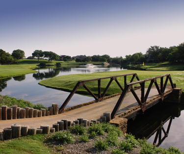 Ram Rock Golf Course and Applerock Golf Course offer two distinctive opportunities for championship golf in Horseshoe Bay